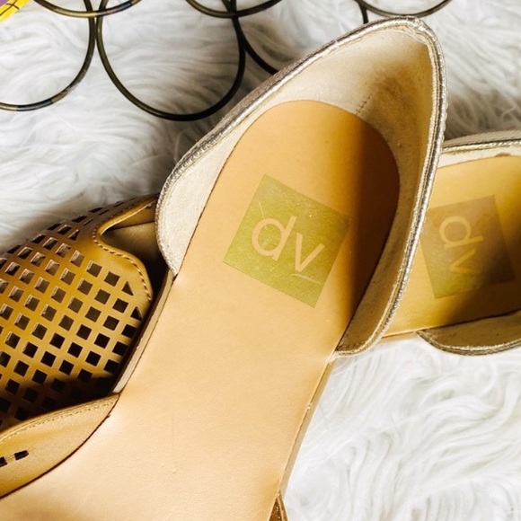 🔴 5/$45 SALE 🔴 DV/DOLCE VITA | Laynie D’orsay Flats - Picture 4 of 8